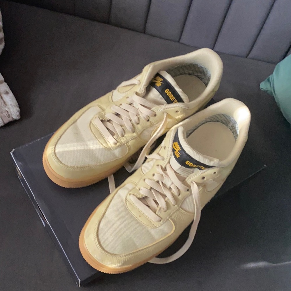 GORE TEX AIR FORCE ONES